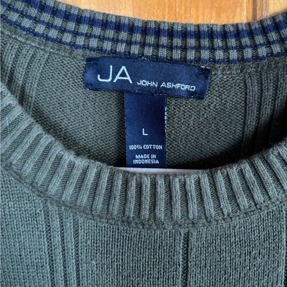 John Ashford Men’s Camo Green Long-Sleeve Sweater - Picture 6 of 6